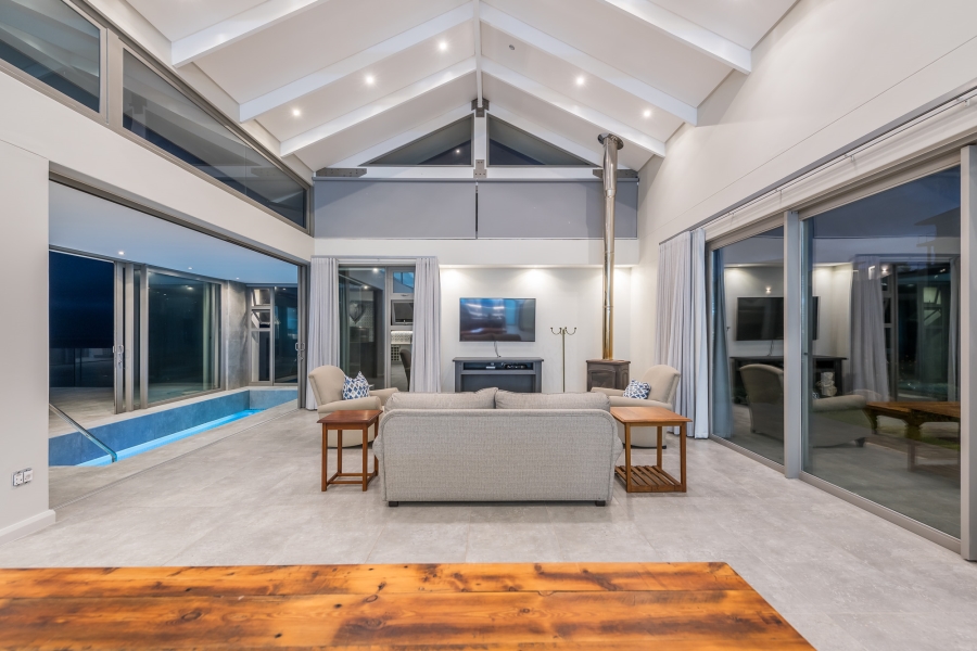 5 Bedroom Property for Sale in Pinnacle Point Golf Estate Western Cape